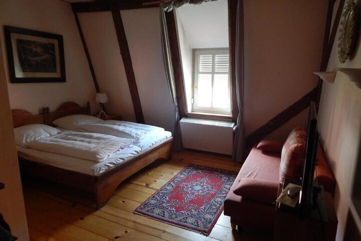 Room 17 of 101