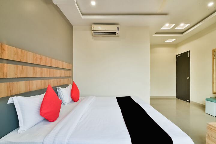 Room 15 of 59
