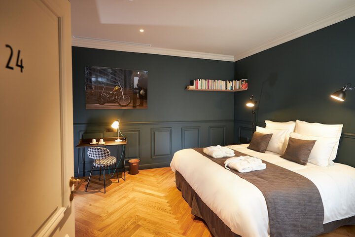 Room 4 of 39