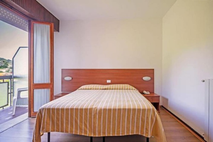 Room 16 of 57