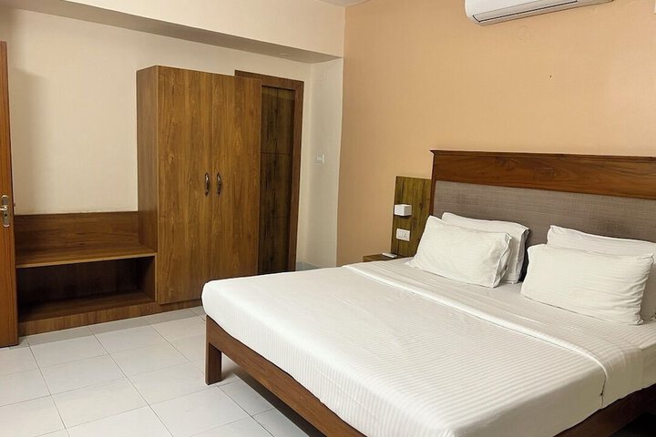 Room 44 of 64
