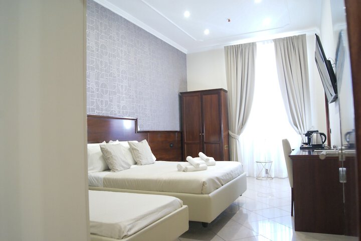 Room 20 of 27