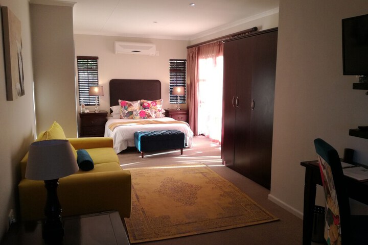 Room 15 of 42