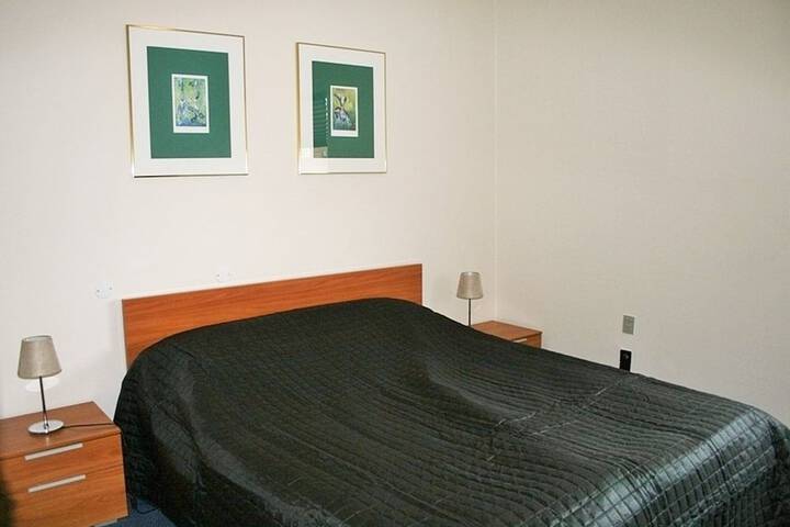 Room 10 of 34