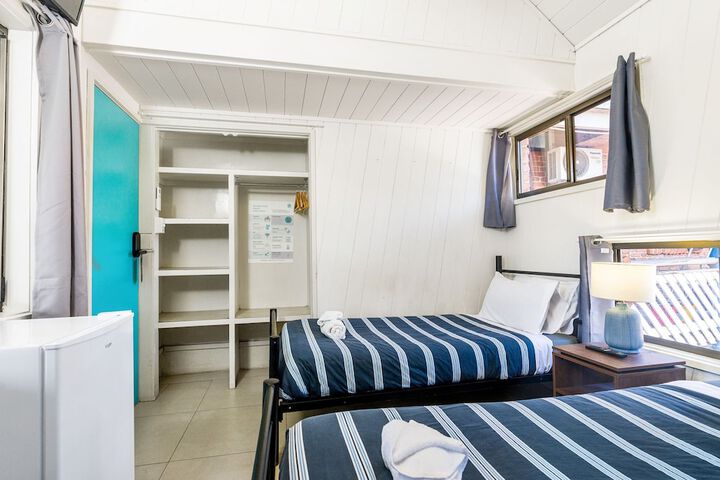 Room 14 of 63