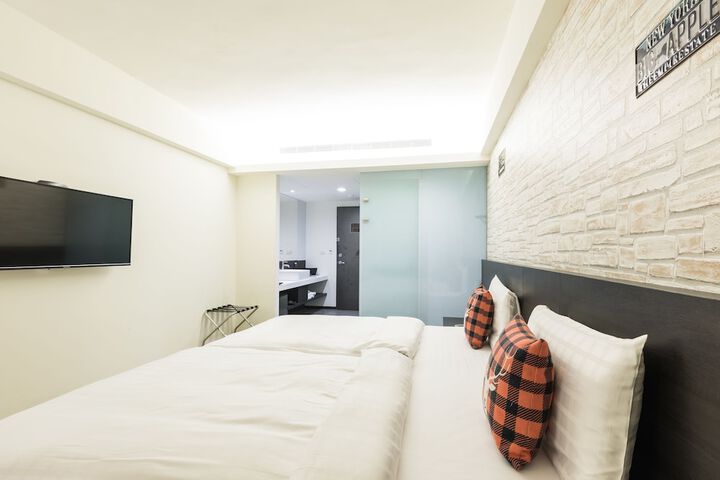 Room 25 of 61