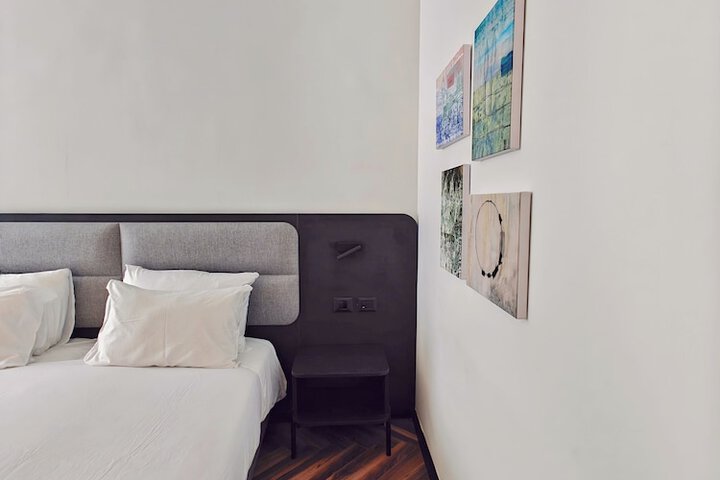 Room 8 of 67