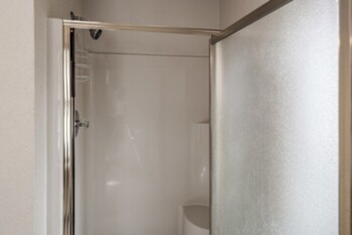 Room 3 of 39