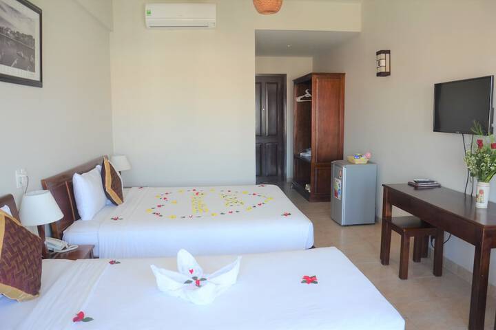 Room 8 of 75