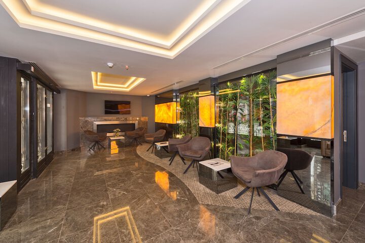 Lobby Photos