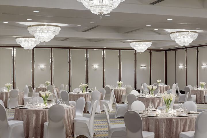Banquet hall