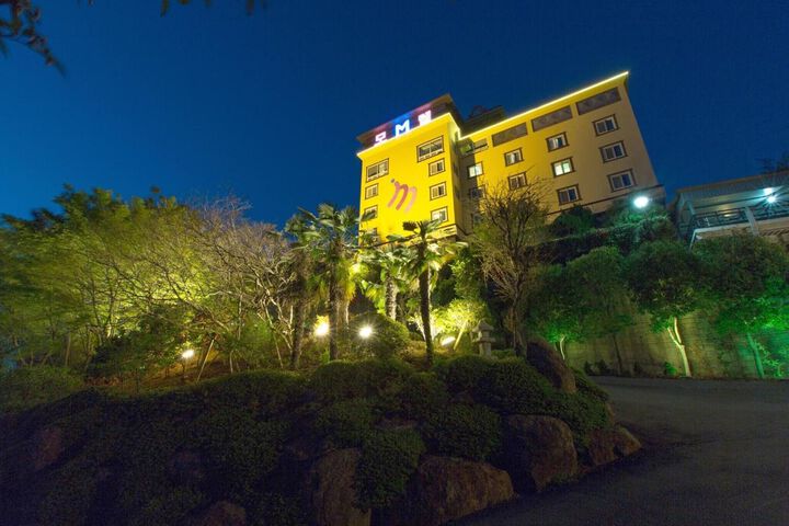 Hotel 7 of 58