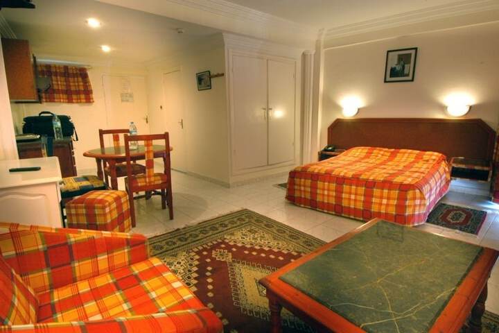 Room 6 of 20