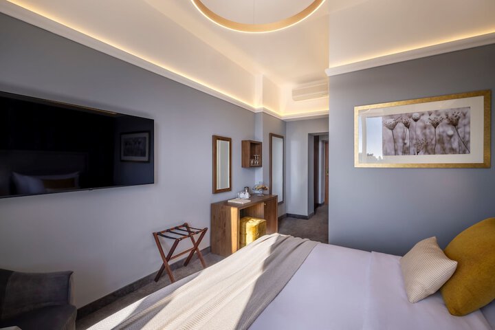 Room 19 of 75