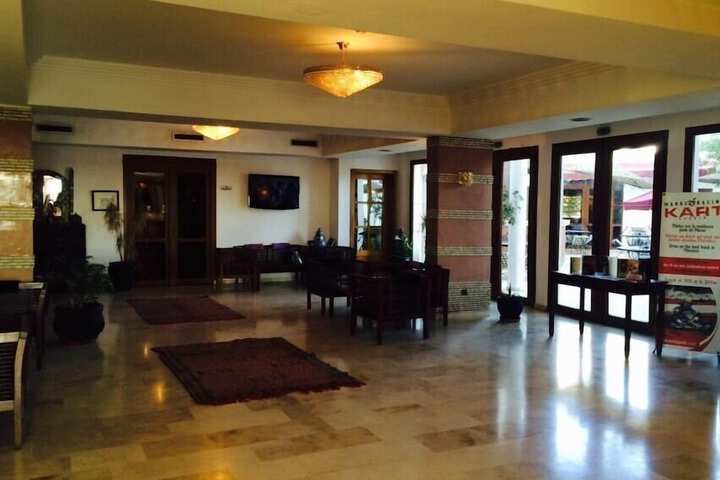 Hotel 2 of 39