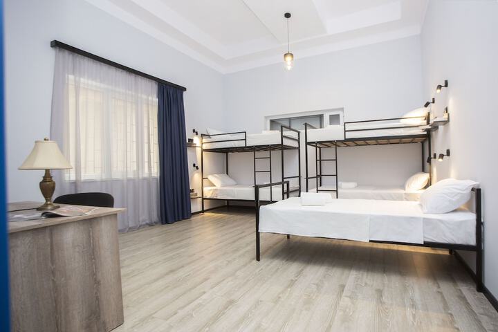 Room 10 of 49