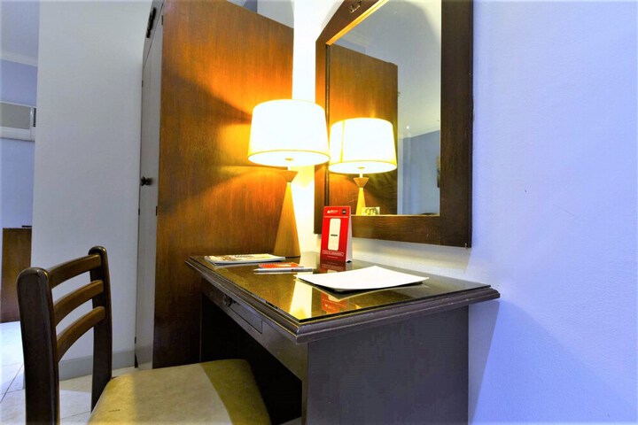 Room 14 of 24