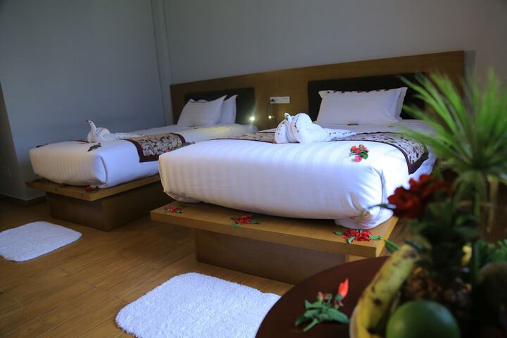 Room 4 of 53