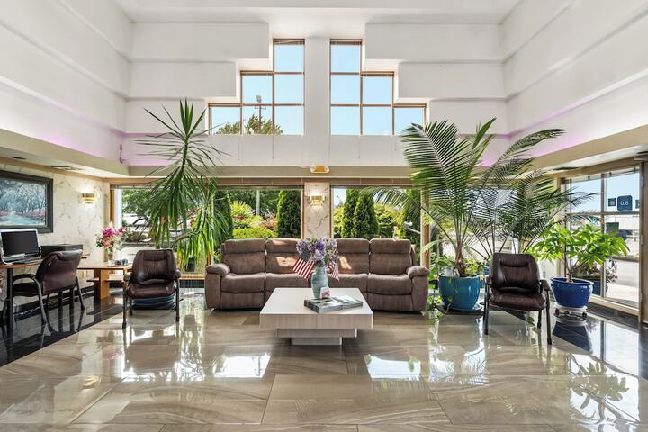 Lobby Photos