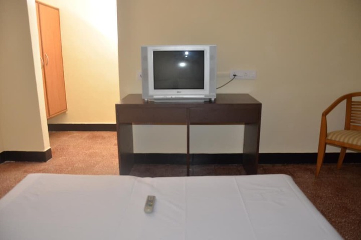 Room 10 of 23