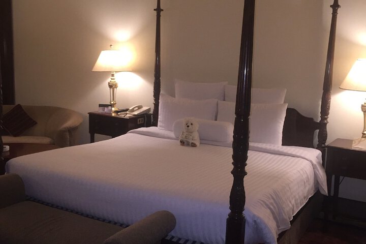 Room 36 of 80
