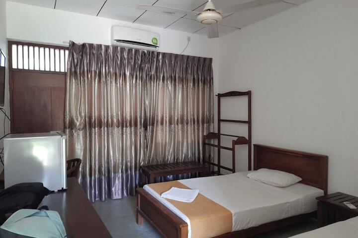 Room 7 of 21