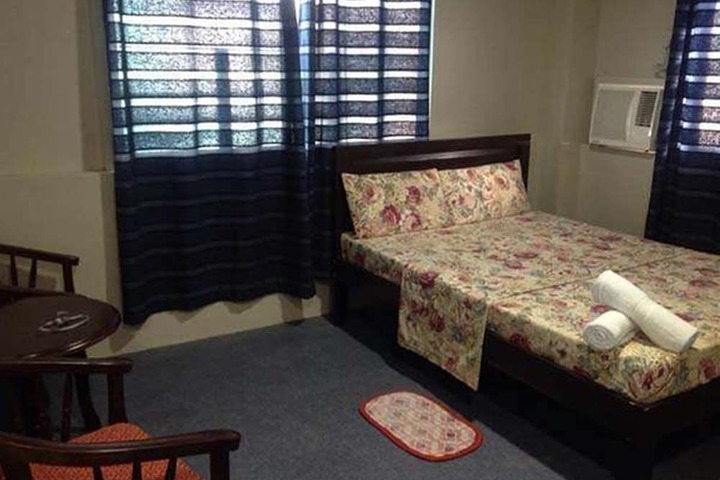 Room 8 of 21