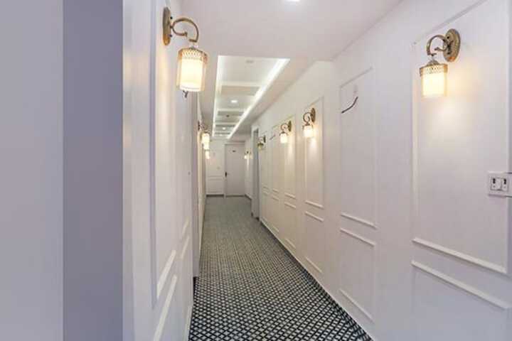 Hotel Interior 4 of 26