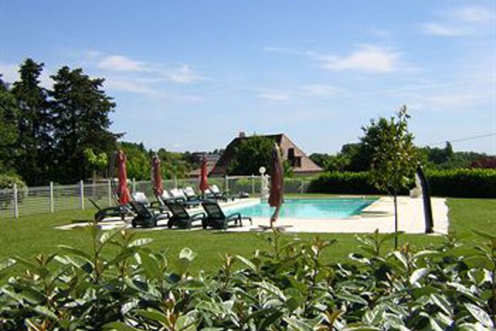 Pools & Facilities