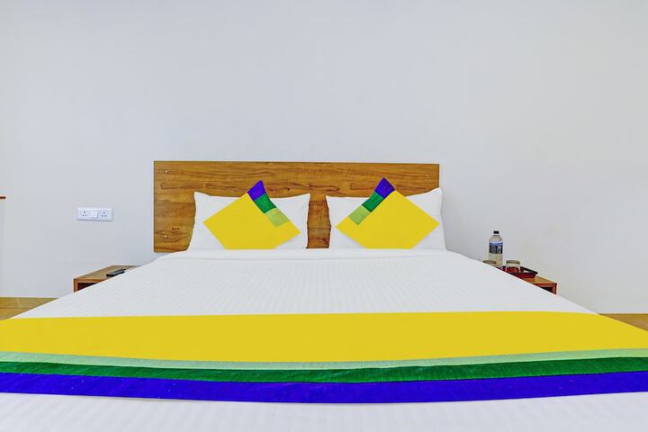 Room 15 of 25