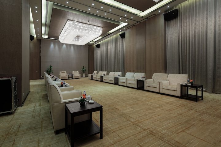 Hotel Interior 9 of 87