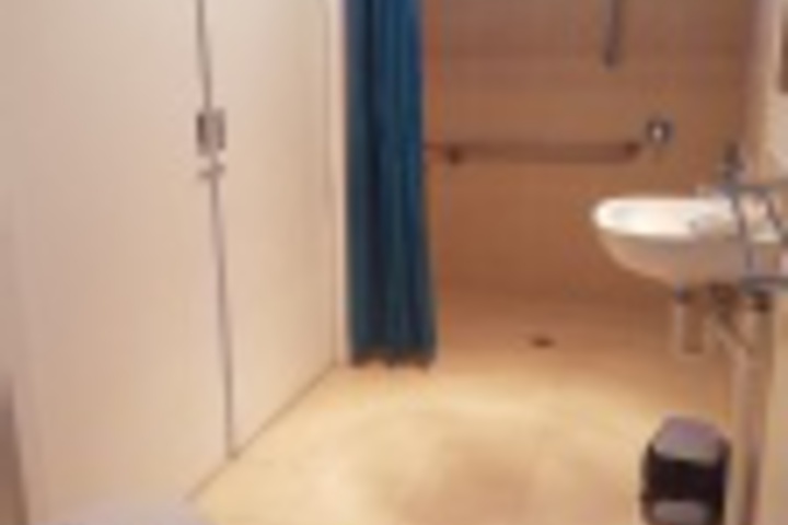 Room 557 of 792
