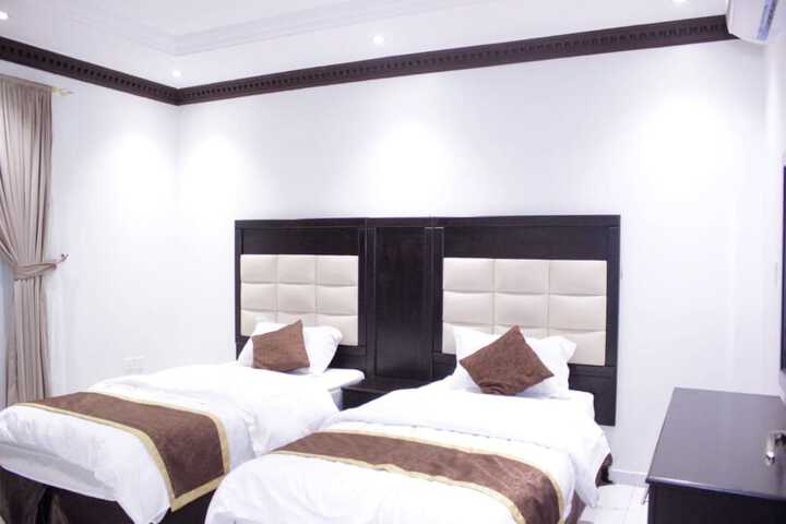 Room 12 of 23