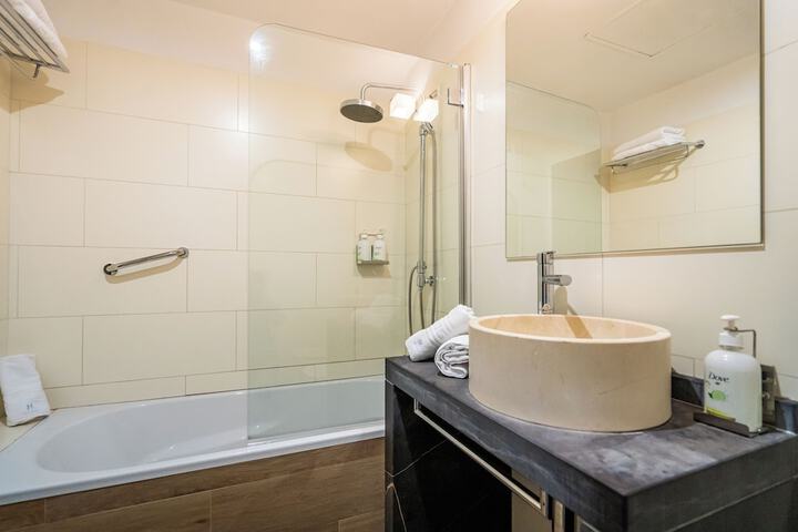 Bathroom Interior Photo