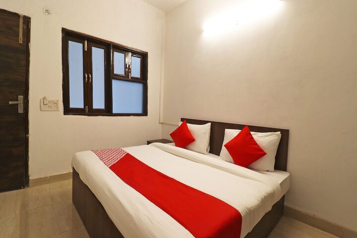 OYO Flagship 39677 Haiderpur Road