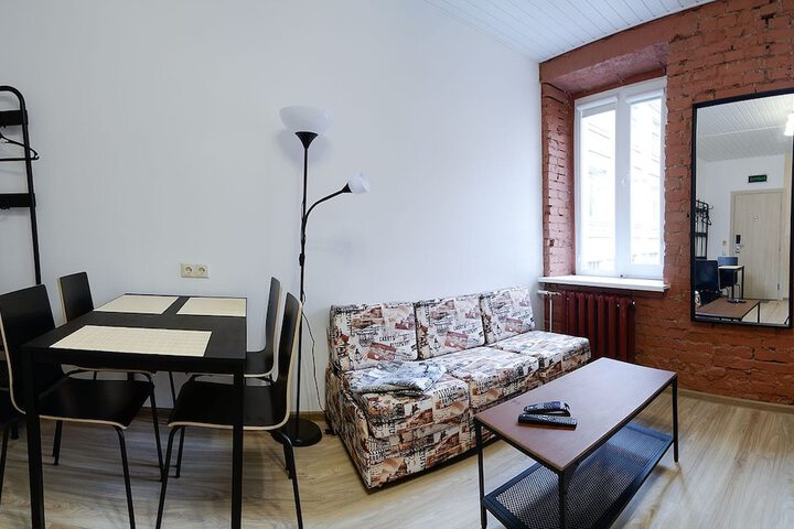 Room 16 of 140