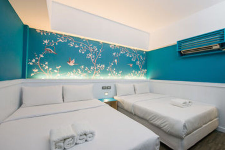 Room 20 of 39