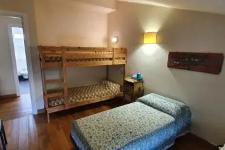 Room 2 of 8