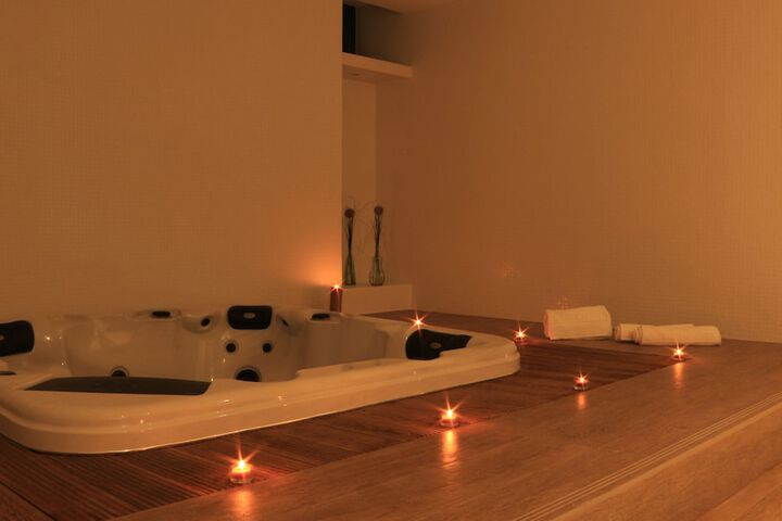 Spa 41 of 62