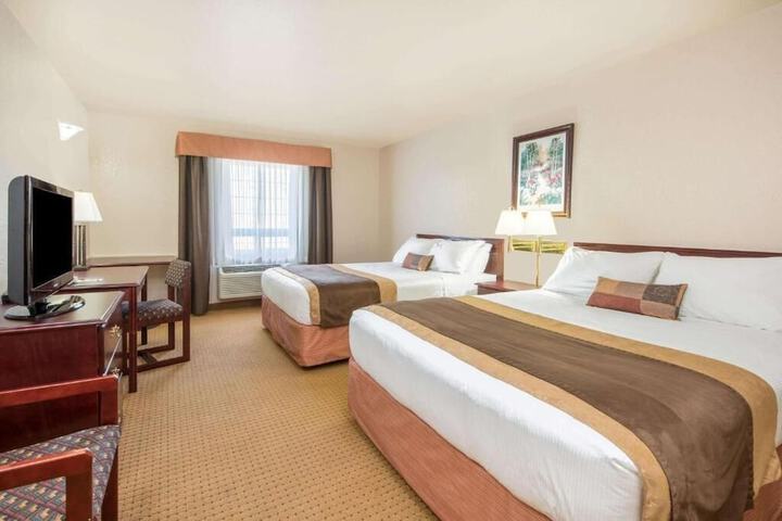 Room 5 of 35
