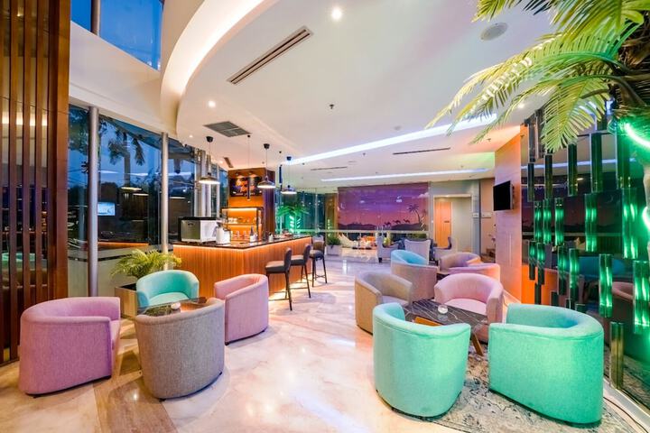 Hotel Lobby