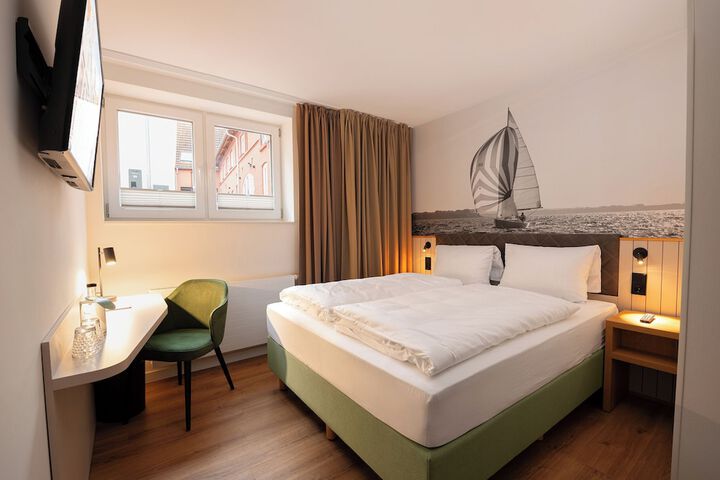 Room 17 of 55