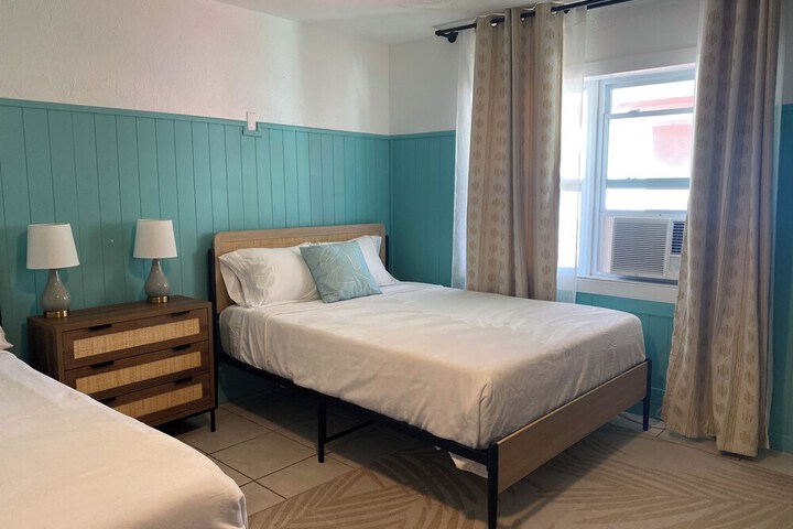 Room 19 of 86