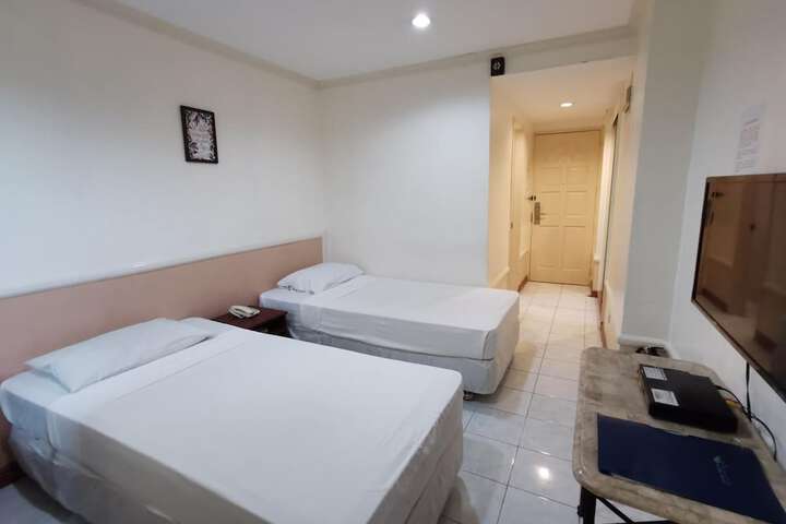 Room 19 of 60