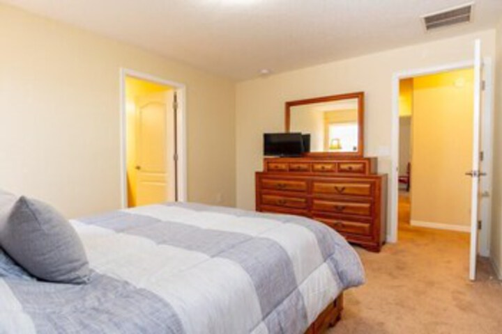 Room 52 of 53
