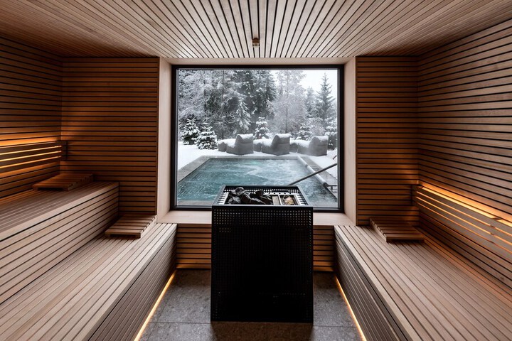 Spa 44 of 78
