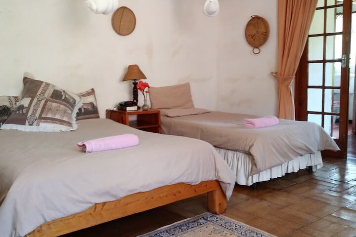 Room 16 of 110