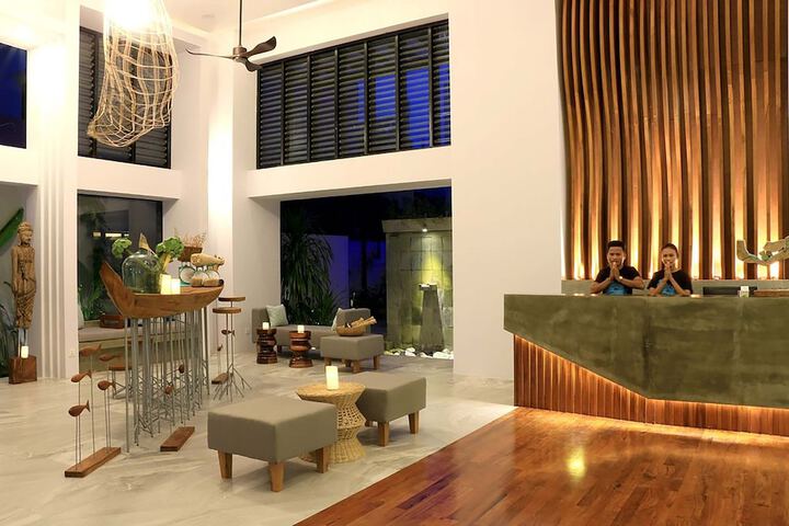 Hotel Interior 6 of 52