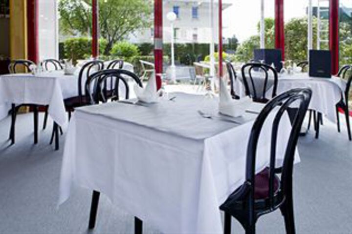 Dining 12 of 12