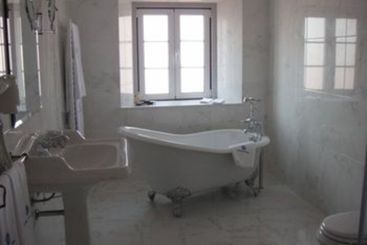 Room 5 of 60